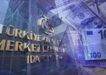 Gözler Merkez’in faiz kararında: Dolar/TL güne nasıl başladı?