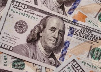 Turistler uçunca döviz de uçacak