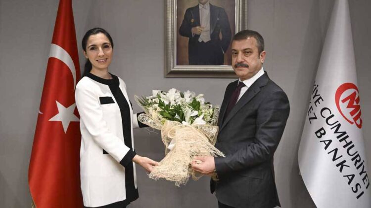 Hafize Gaye Erkan görevine başladı