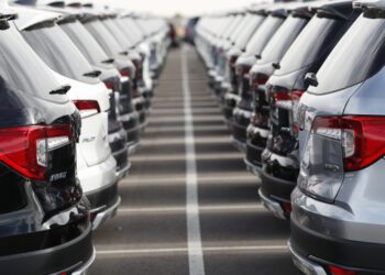 Otomobilde talep yavaşlıyor