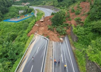 Ankara-İstanbul TEM otoyolu tamamen trafiğe kapandı