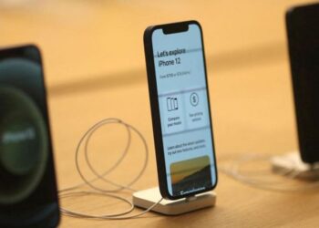 Fransa’da iPhone 12 yasağı