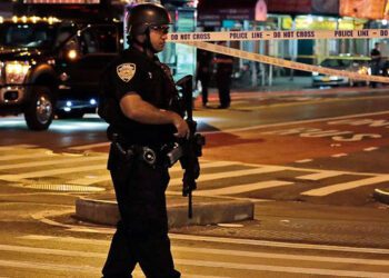 ABD’de Cadılar Bayramı kutlamalarında silahlı saldırılar