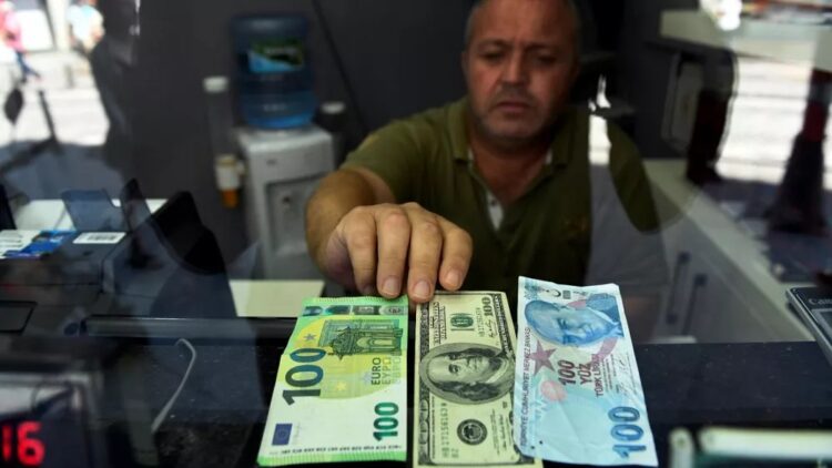 Dolar ve avro güne nasıl başladı? 