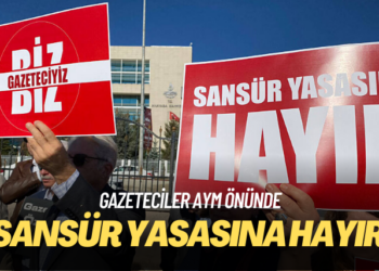 Gazeteciler AYM önünde: Sansür yasasına hayır