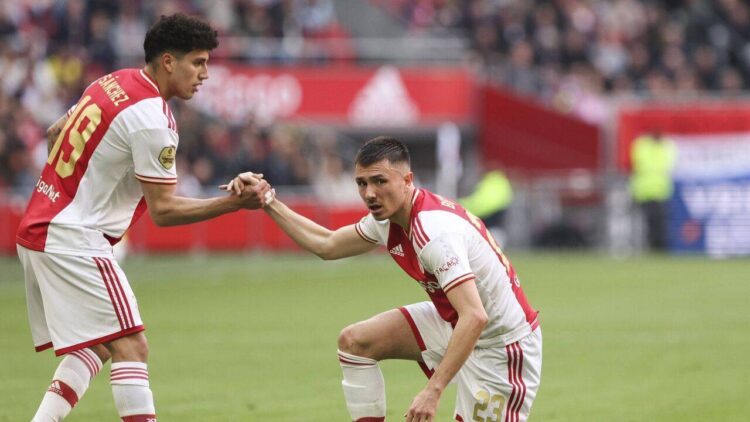 Ajax, taraftarlarının masraflarını ödeyecek
