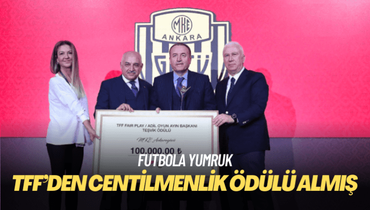Sahada hakem döven Faruk Koca, TFF başkanından centilmenlik ödülü almış