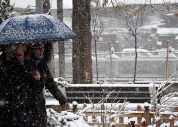 Meteorolojiden soğuk ve yağışlı hava uyarısı