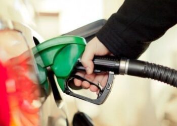 Benzine büyük zam yolda