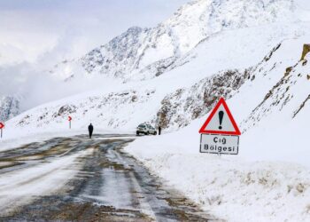 Doğu kesimi için çığ uyarısı sürüyor