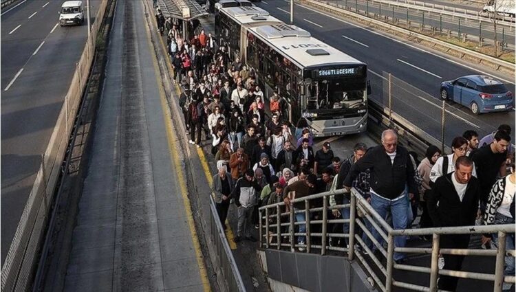 Beşyol metrobüs durağı 45 gün kapalı olacak