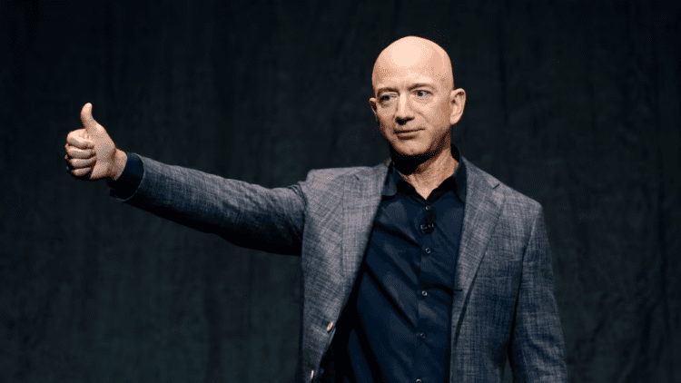 Jeff Bezos, Elon Musk’ı tahtından etti