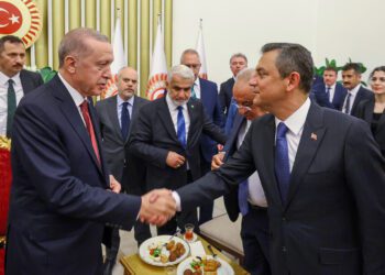 Erdoğan ile Özel bayramlaştı: Görüşme haftaya