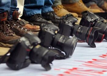 İstanbul ve Ankara’da gazetecilere gözaltı