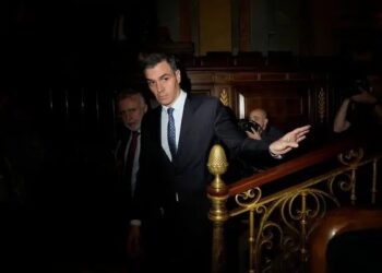 İspanya Başbakanı görevine devam edeceğini açıkladı