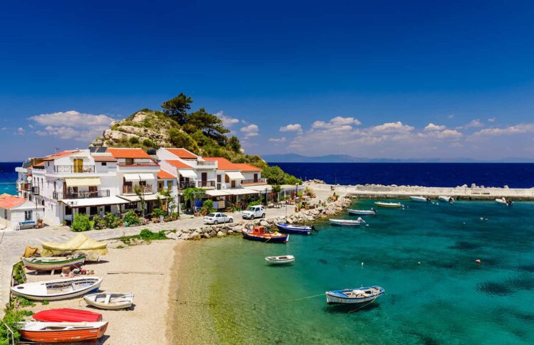 Yunan adalarına kapıda vize uygulamasına yoğun ilgi