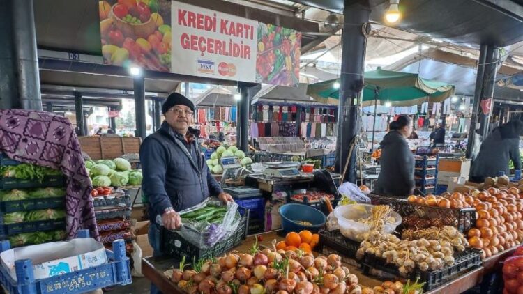 Ekonomiye güven nisanda azaldı