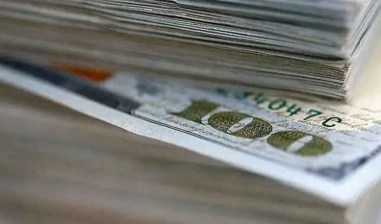 Cari denge martta 4,54 milyar dolar açık verdi