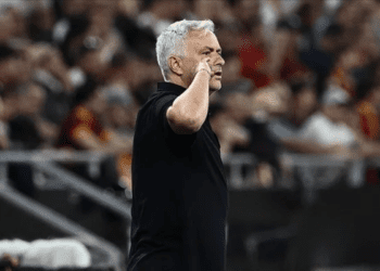 Adaylığını açıklayan Aziz Yıldırım Mourinho’yu vadetti