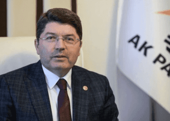 Bakan Tunç’tan Emniyet’teki kriz hakkında açıklama