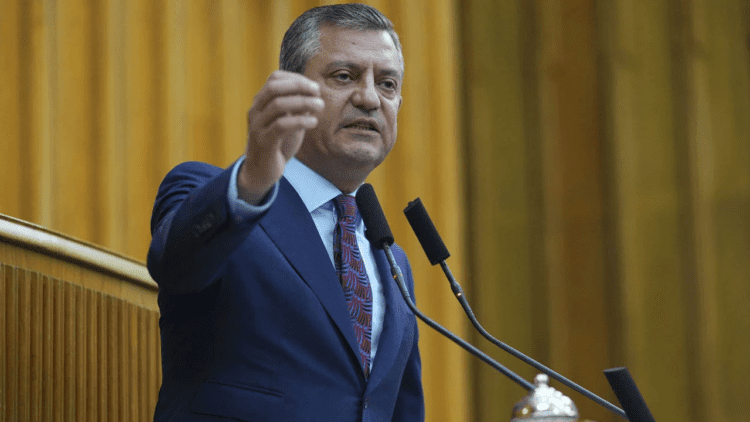 Özgür Özel: Bize oy verdiler diye AKP’de soruşturma açıldı