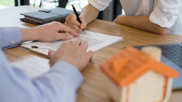 Ev sahipleri 1 yıllık peşin ve çıkış taahhütnamesi almaya başladı