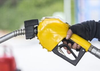 Akaryakıta çifte zam