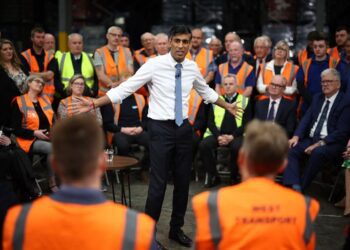 Britanya başbakanının ‘bahisçi’ yakın koruması gözaltında