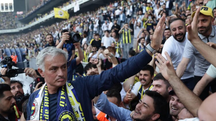 Mourinho’nun Fenerbahçe’ye transferi dünya basınında
