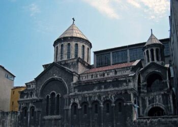 Ermeni Lisesi öğrencilerine ırkçı tezahürat