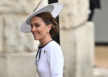 Galler Prensesi Kate Middleton halka açık bir etkinliğe katıldı