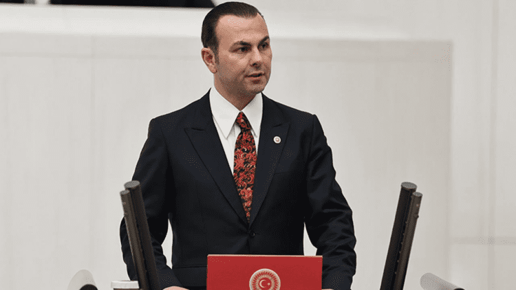 İYİ Parti’de istifa: Meclisteki sandalye sayısı 35’e düştü