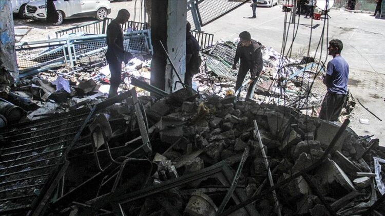 İsrail’in 264 gündür saldırılarını sürdürdüğü Gazze’de can kaybı 37 bin 718’e çıktı