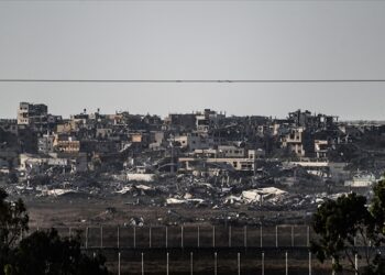 Gazze’de can kaybı 37 bin 877’ye çıktı