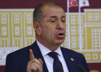 Ümit Özdağ’dan Yeni Şafak’ın “Vatana ihanetten hesap vereceksin” manşetine yanıt: Beyin yerine tezek var