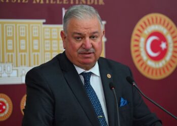 YRP’li Bekin’den Erdoğan’a “kafadan sıkıntılı” cevabı