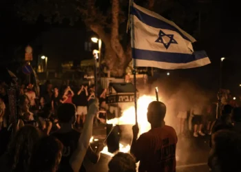 İsrail Gazze’de gözaltına aldığı 55 Filistinliyi serbest bıraktı