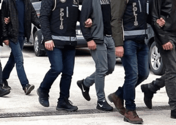 ‘Evde ek iş’ vurgunu: 32 şüpheli tutuklandı