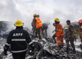 Nepal’de uçak düştü: 18 kişi hayatını kaybetti
