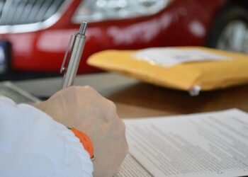 Otomotivde tescil krizi: Araçlar teslim edilemiyor