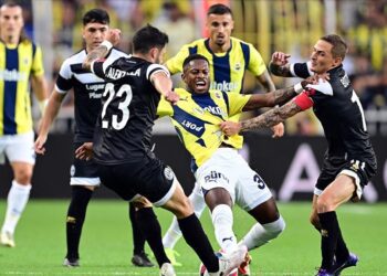 Fenerbahçe, Şampiyonlar Ligi’nde 3. eleme turuna yükseldi