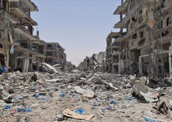 İsrail’in Gazze Şeridi’nin çeşitli bölgelerine düzenlediği saldırılarda çok sayıda kişi öldü ve yaralandı