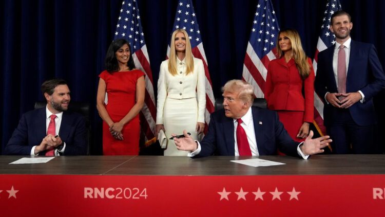 Trump: Dünyadaki savaşları bir telefonla bitireceğim