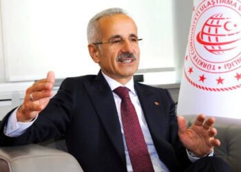 Ulaştırma Bakanı Uraloğlu’ndan “Instagram” açıklaması: Katalog suçlarını dikkate almadılar; ülkemizin kuralları, değerleri var