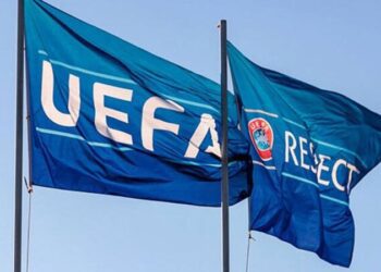 UEFA’dan Fenerbahçe’ye ceza