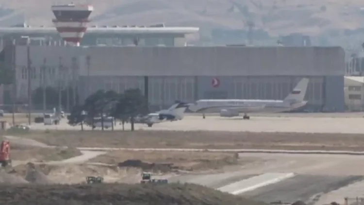 Rusya ile Batılı ülkeler arasında geniş kapsamlı mahkum takası operasyonu Ankara’da gerçekleşti