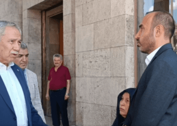 Arınç’tan Şenyaşar’a: Allah yardımcınız olsun