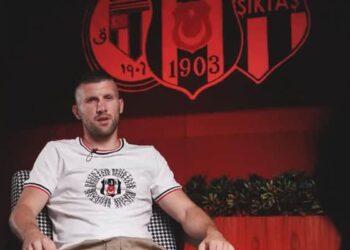 Beşiktaş Ante Rebic’in sözleşmesini feshetti