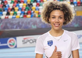 Buse Savaşkan yüksek atlama finalinde