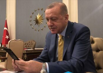 Erdoğan Instagram kapalıyken yaptığı paylaşımı sildi